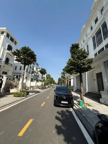 BÁN CĂN SH HOÀN THIỆN FULL NỘI THẤT ĐẸP, THANG MÁY 5 TẦNG