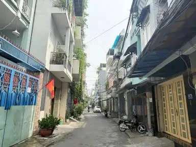 Đường số Lý Phục Man 6m trải nhựa - Ô tô ngủ nhà - Tiện xây sửa - 4 x 17 - 7.X tỷ