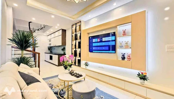 Bán nhà gần cấp tường cấp 2 Thạch Bàn, Long Biên, 35m2, 5 tầng, chỉ 7,1 tỷ
