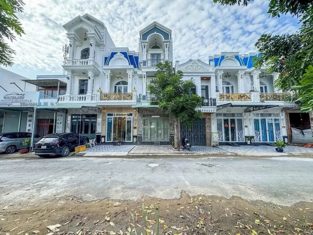 NHÀ 2 LẦU GIÁ TỐT ĐƯỜNG SỐ 2 KDC CỬU LONG