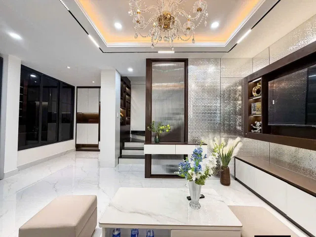 Chủ cần bán nhà để định cư gần MT Nhiêu Tứ, P.7, Phú Nhuận – 65m2 giá 2tỷ840r. Sổ chủ giữ.