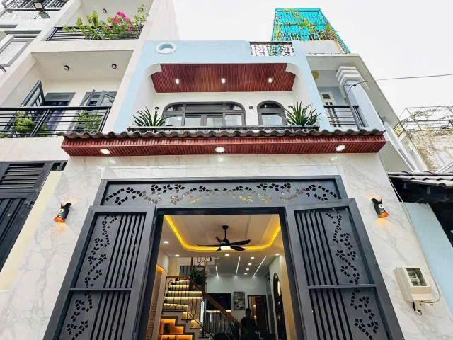 Bán siêu phẩm nhà gần MT Nguyễn Văn Quá, P. Đông Hưng Thuận , Q.12 – 64m2 giá 2tỷ670r. Sổ chủ giữ.