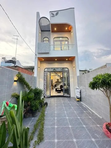 BÁN NHÀ 1 TRỆT 1 LỬNG - SỔ HỒNG RIÊNG THỔ CƯ - NGAY NGÃ TƯ TÂN TRIỀU