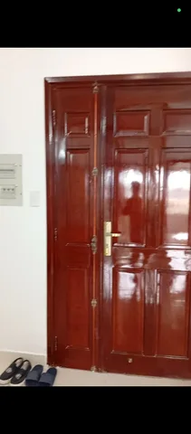 Cho thuê căn hộ chung cư cách biển Thùy Vân Bãi Sau 300m gồm 2 ngủ, 2 WC  đủ nội thất và trang thiết bị