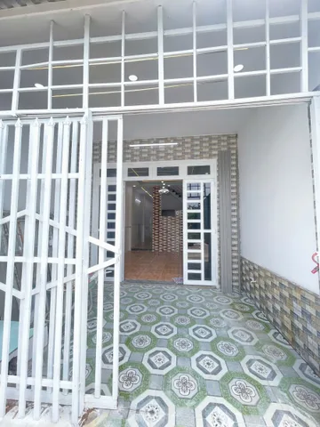 Bán gấp nhà trệt lầu Xuân Thới Thượng Hóc Môn