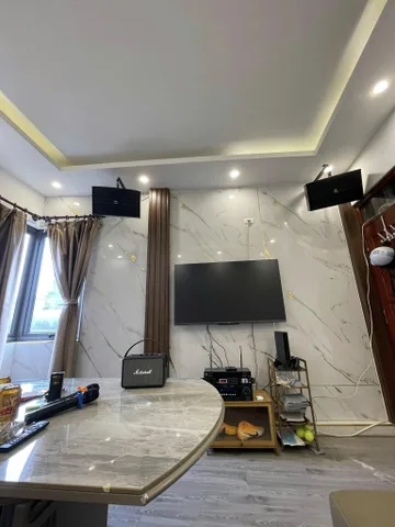 Cho Thuê Nhà Nguyễn Văn Viên - Hai Bà Trưng 47M² 4 Tầng + Sân Thượng - Full Nội Thất - Vỉa Hè Rộng - Kinh Doanh Đa Dạng - Giá Thuê 18tr