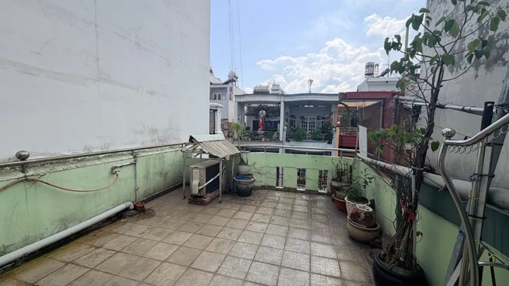 NGÃ TƯ BỐN XÃ – LŨY BÁN BÍCH – SIÊU PHẨM HXT TRÁNH NHAU – DT 80M² – NHÀ 3 TẦNG – GIÁ TỐT