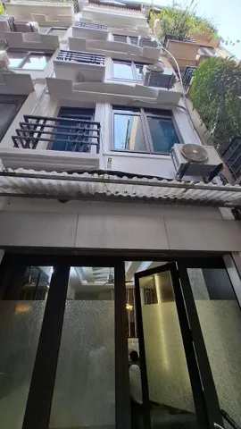 🏡 CẦU GIẤY – DT 32/37M² – MT 3.5M – 5 TẦNG – 4 PHÒNG NGỦ – FULL NỘI THẤT – KHÔNG QUY HOẠCH – 13.7 TỶ