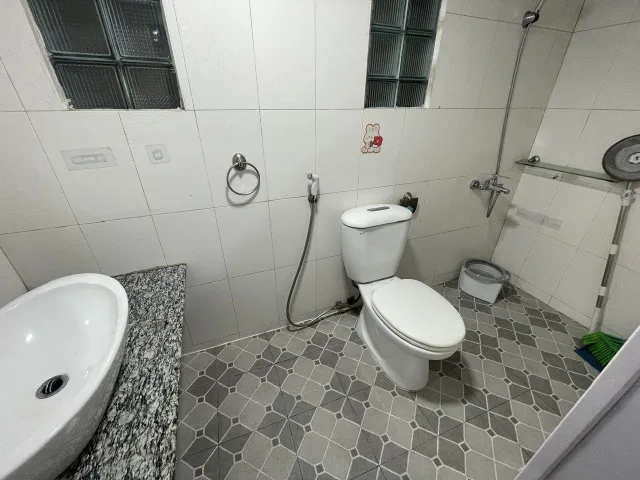 Nhà Kim Giang - Đại Học Thăng Long 53m,, Lô Góc , 2 Tầng , 100m Ra khu đô thị