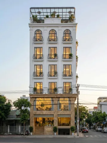 ( RẺ NHẤT CẦU GIẤY ) 2 MẶT TIỀN BÁN Tòa KHÁCH SẠN CẦU GIẤY Nguyễn Phong Sắc - TRẦN QUỐC HOÀN 140M 10 TẦNG DÒNG TIỀN KHỦNG