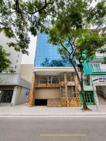 Cho Thuê Toà Nhà Mặt Phố Nguyễn Trãi - Royal City 250m, 6 Tầng , Mặt tiền 10m, Có Hầm