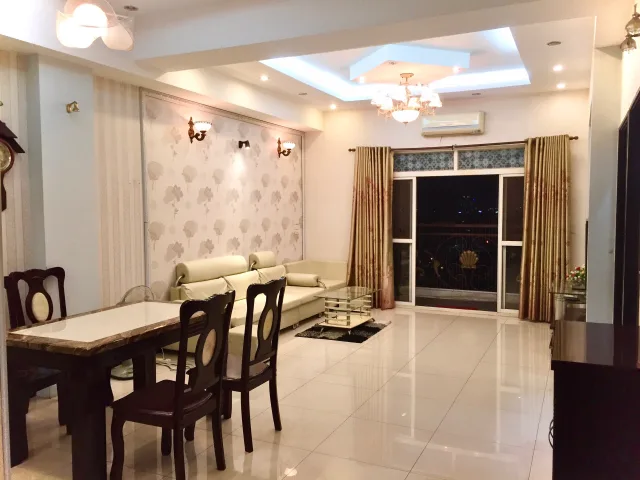 Bán Gấp Căn Hộ 3PN The Flemington Quận 11 Có Suất Ô Tô - Rộng 117m² - Sổ Hồng Riêng - Giá Tốt