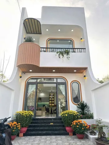Nhà 1 Lầu 3PN 3WC Sân Vườn - DT5x22 - Vị Trí Đẹp - Giá Cực Mềm Thương Lượng Chính Chủ - TT Hóc Môn - TPHCM