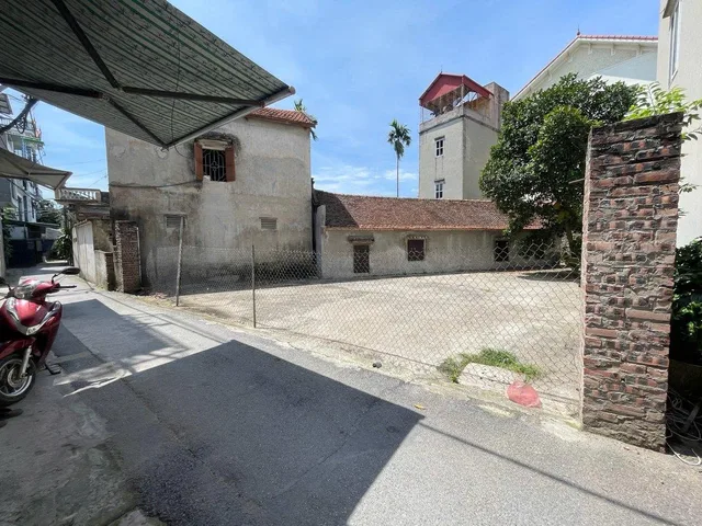 Bán Đất Đại Cát Gần Cầu Thượng Cát. OTO Vào Đất. 220m Mt 21m. Giá 29 tỷ