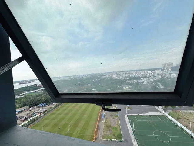 Căn hộ 58m2 liền kề Phú Mỹ Hưng (chỉ 500m) 2PN tầng cao; view sông Sài Gòn;
