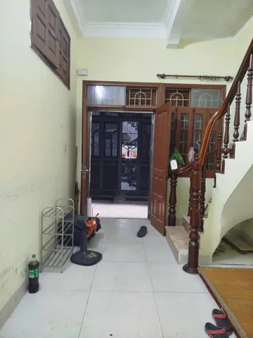 Cho thuê nhà ngõ 62 Nguyễn Chí Thanh, Đống Đa 30M x 4T (3 phòng) giá 12 triệu