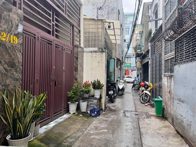 NHÀ 2ty350 SÁT AEON TÂN PHÚ, ĐƯỜNG 26 THÁNG 3, P BHH