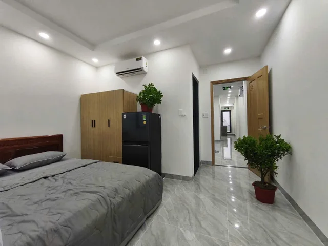 CHÍNH CHỦ CHO THUÊ CHDV MINH KHỞI - CÓ BAN CÔNG, Thang máy, BẾP TÁCH RIÊNG - GIÁ 4TR