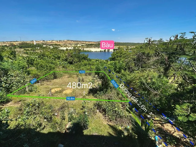 Lô đất nhỏ view Bàu Sen quanh năm mát mẻ - giá 1,8 triệu/m2. LH: 0974090487