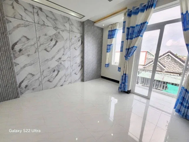 Chủ nhà cần bán gấp căn nhà trệt lầu, Nằm ở phường 7 quận 8
Mới xây được 5tháng thanh lý gấp để đi định cư nước ngoài