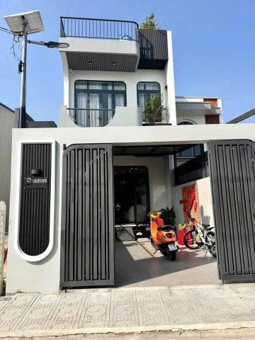 CHỦ KẸT TIỀN GIẢM MẠNH 200TR CĂN NHÀ LẦU GẦN NGÃ TƯ TÂN TRIỀU - CHỈ 600TR NHẬN NHÀ