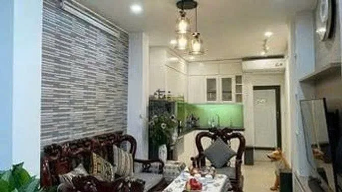Cho Thuê Nhà Hàng Gà - Hoàn Kiếm 30M² 5 Tầng 3 Ngủ kk - Ở, Kinh Doanh Homestay - 22tr - Hợp Đồng Dài Hạn