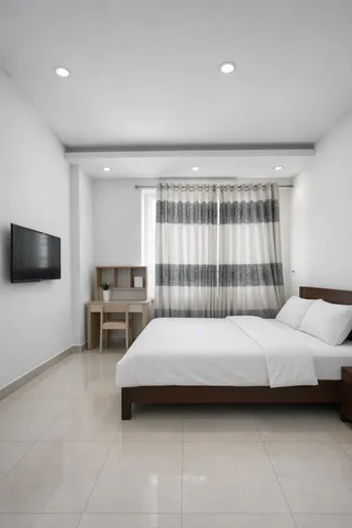 NHÀ ĐẸP NGAY NGUYỄN SƠN – CHỈ 20M RA MẶT TIỀN – HƠN 5 Đ