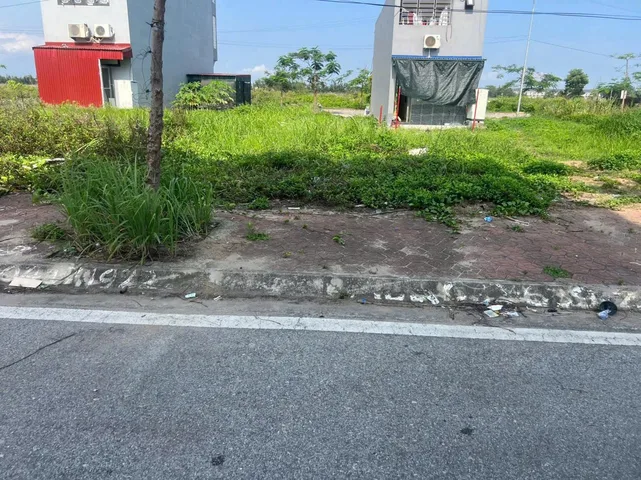 🆘HÀNG HIẾM TẠI TĐC ÁP TRÀN – GIÁ TỐT NHẤT THỊ TRƯỜNG .l/h;076.231.9990 em Thúy 

🛑Lô 12LK10 – TĐC Áp Tràn
☘️ Diện tích: 60m²
☘️ Mặt tiền đẹp, vuông vắn
☘️ Không lỗi phong thủy, không cống hộp, không tủ điện
☘️ Hạ tầng đồng bộ, dân cư đông đúc
☘️ Ph
