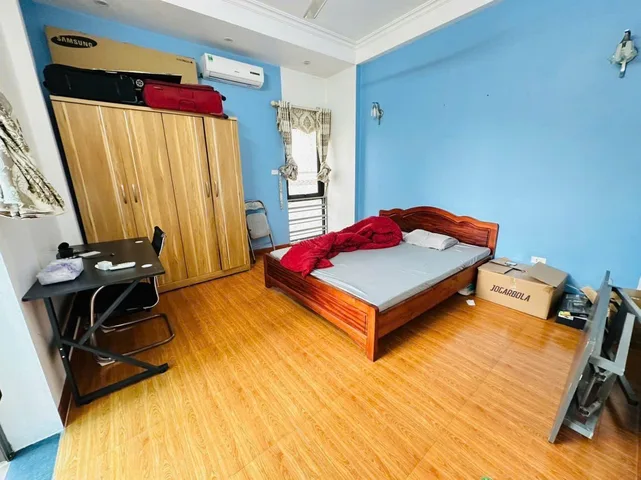Bán nhà mặt phố sông sét 5 tầng dân xây ở ngay lô góc hoàng mai