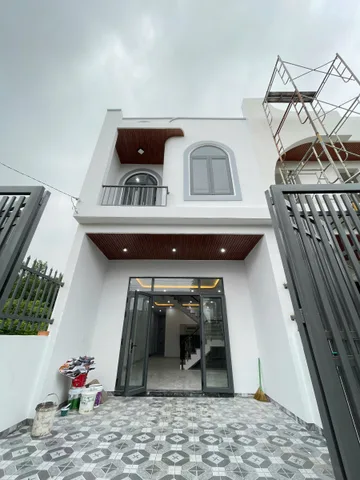 BÁN NHÀ 1 TRỆT 1 LẦU NGAY CÂY XĂNG 75 -CÁCH ĐƯỜNG ĐỒNG KHỞI 5PHUT-SỔ RIÊNG THỔ CƯ