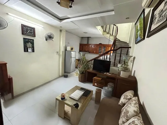 Cho thuê nhà ngõ 57 Trung Văn 35M*5 tầng giá 12 triệu