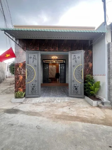 🔥 NHÀ SỔ RIÊNG KP5 TRẢNG DÀI – GẦN ĐH NGUYỄN KHUYẾN 🔥

📍 Vị trí đẹp KP5, Trảng Dài, gần trường Hà Huy Giáp chỉ khoảng 200m, khu dân cư đông đúc, an ninh.

📕 Sổ riêng – Quy hoạch đất ở

🏠 Công năng đầy đủ:
✅ 2 phòng ngủ
✅ Phòng khách rộng
✅ Bếp + 