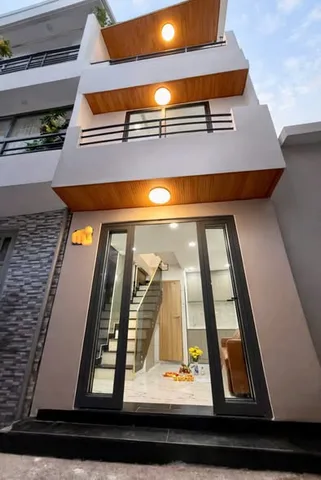 🫵Bán nhanh chỉ 4Tỷ280, Phố Tây Bùi Viện Trần Hưng Đạo Q1
✨Nhà 3 Tầng + sân thượng, 2PN 3WC, Hẻm 3m, Full nội thất
🎯Khai thác Homestay ~35tr/tháng
Liên hệ Tư vấn ngay: 0359057121 Phi Hùng