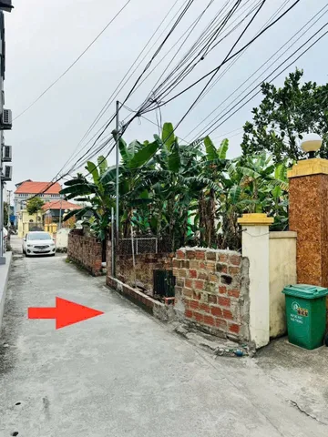 🔥Chủ cần bán nhanh lô đất tại Dương Quan - Thuỷ Nguyên - HP.L/h:076.231.9990 em Thúy  
Giá cắt lỗ 300 triệu 
👉🏻Diện tích: 51m
👉🏻Hướng: Nam
👉🏻Trục đường thông ô tô 7 chỗ 
👉🏻Cách chợ chỉ 200m, dân cư đông đúc
👉🏻Lô đất không lỗi phong thuỷ
💰Giá : 1890