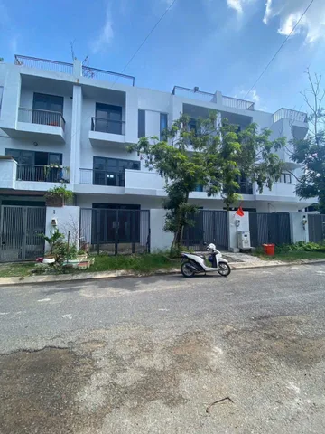 Bán nhà 8,5x15 (122m2) 1 trệt 2 lầu . Giá : 6,5 tỷ