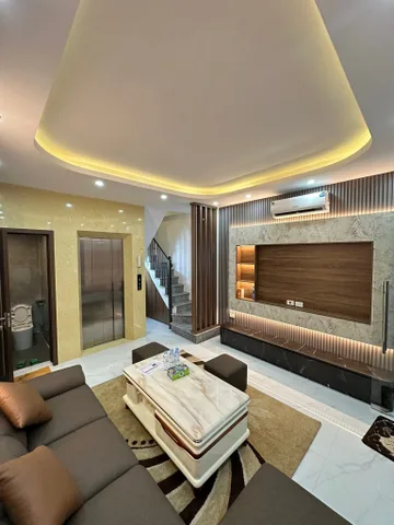 42M2*6 TẦNG -THANG MÁY- LÊ TRỌNG TẤN- NGÃ TƯ SỞ- THANH XUÂN -11.2 TỶ