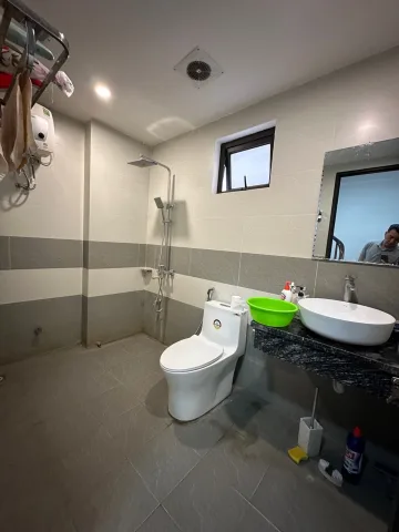 Nhà 5 tầng 7.5 Tỷ 42m Hồ Đền Lừ