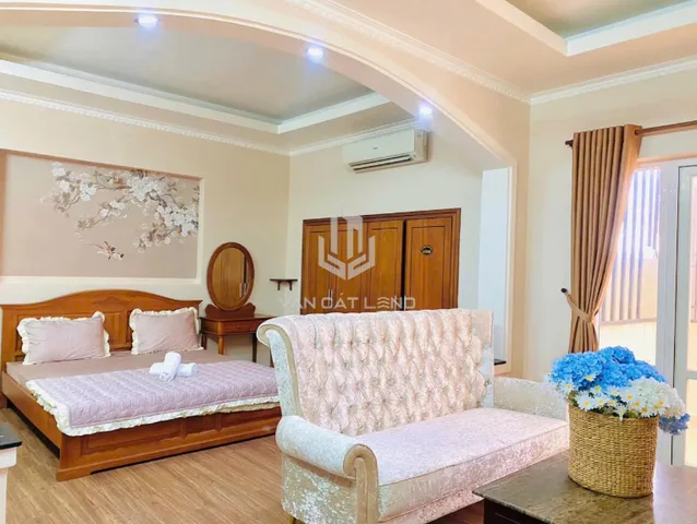 🔥 BÁN KHÁCH SẠN CĂN HỘ 1 TRỆT 6 LẦU ĐƯỜNG PHAN CHU TRINH (P.2) – KHU PHỐ TÂY SÁT BIỂN BÃI SAU – 27 CĂN HỘ CÓ THANG MÁY DÒNG TIỀN KHỦNG – GIÁ 35 TỶ! 🔥
