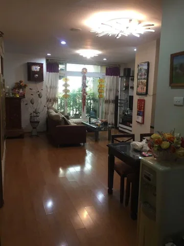Chung cư 170 La Thành, Đống Đa CĂN GÓC, SLOT Ô TÔ 126M giá 17 triệu