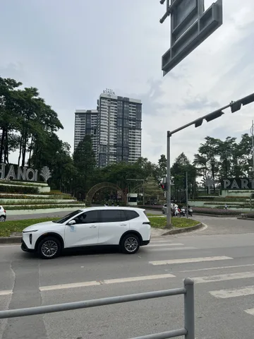 BÁN NHÀ LÊ TRỌNG TẤN 80M2 - Ô TÔ NGỦ TRONG NHÀ - GẦN PARKCITY - GIÁ 14 ĐỒNG