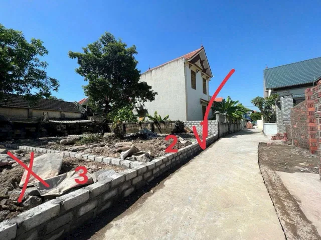 Bán 60 m Hợp Thành ngõ ô tô. L/h;076.231.9990 em Thuý