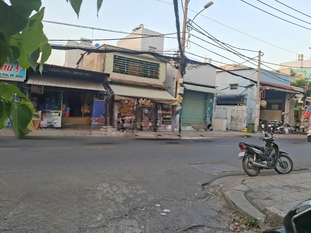 Bán nhà Lê Đình Cẩn, dt (75m2) xe hơi tới nhà, chỉ hơn 5 ty