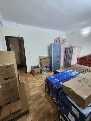 Bán nhà thanh lân 5 tầng dân xây ở ngay lô góc gần phố hoàng mai