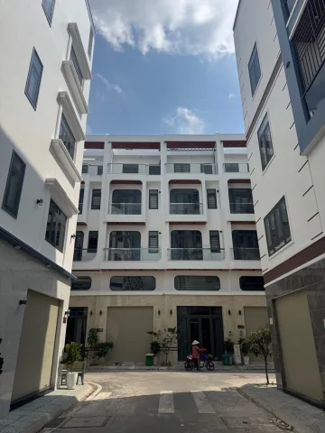 Bán nhà 4 hxh đường số 6 Phường Bình Tân