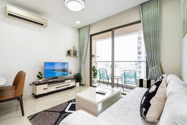 Căn Hộ 2PN- 1,92 tỷ Sổ Hồng sẵn Nguyễn Thượng Hiền ở ngay  có nội thất, vay bank 20 năm
