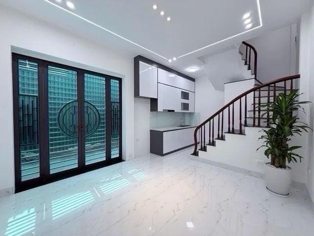 🏡 NGUYỄN CHÍNH, 30M² x 5 TẦNG x MT 4M, KHÔNG QUY HOẠCH, ĐƯỜNG 2 Ô TÔ TRÁNH