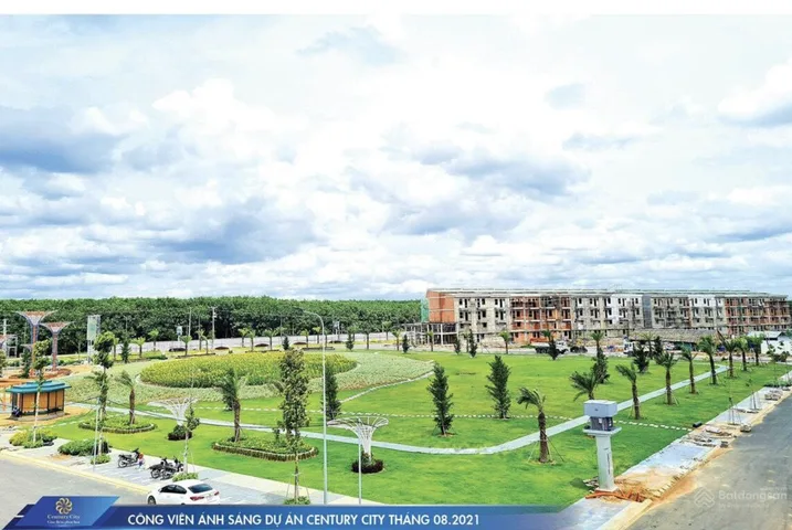 MUA ĐẤT SÂN BAY TẶNG VÀNG SJC 
_LÔ 100M² CENTURY CITY GIÁ CHỈ 1.5 TỶ