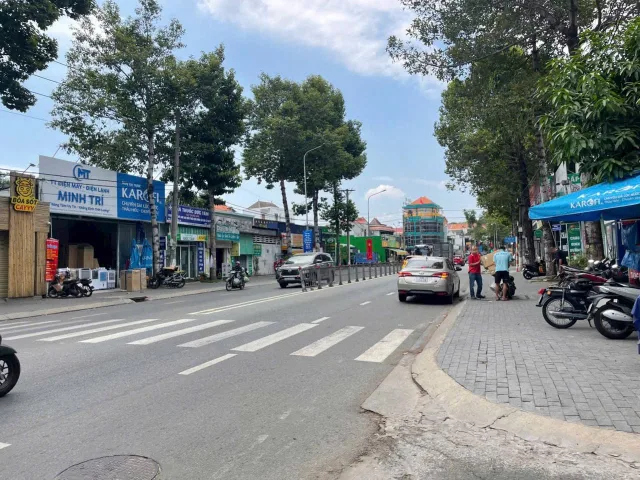 Hàng Hiếm Khó Tìm Đất 1 sẹt đường Lê Hồng Phong Phường Phú Lợi tp Hồ Chí Minh. Đường xe hơi