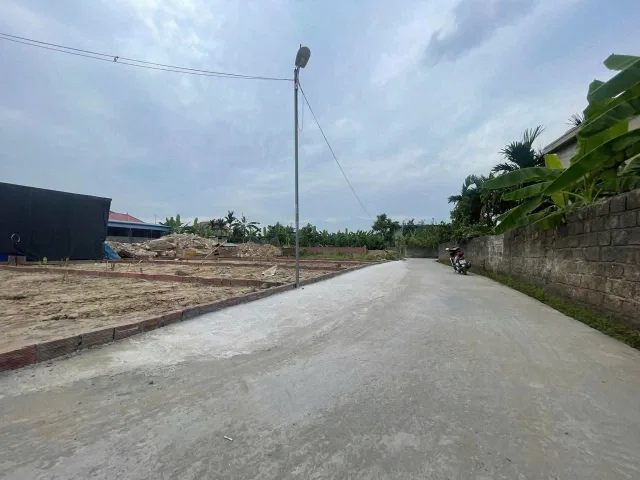 Chủ gửi bán 63 m Cao Nhân đường thông ô tô , hàng xóm đông đúc . L/h;076.231.9990 em Thúy