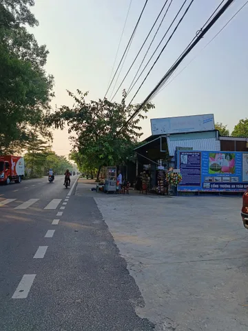 CHÍNH CHỦ BÁN NHANH ĐẤT FULL THỔ CƯ TÂN AN HỘI – CỦ CHI 
✅ Diện tích: 5x20m (100m²) 
✅ Sổ hồng riêng – Full thổ cư